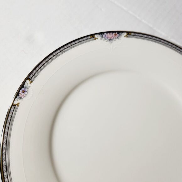 Noritake Salad Plates 8 1/4in Halifax Fine China Floral Lot of 4 Vtg 7729 Rose - Picture 6 of 7